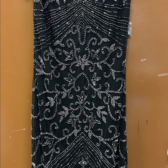 Pisarro Nights Beaded Mesh Column Gown Dress Size 18 - Picture 5 of 11